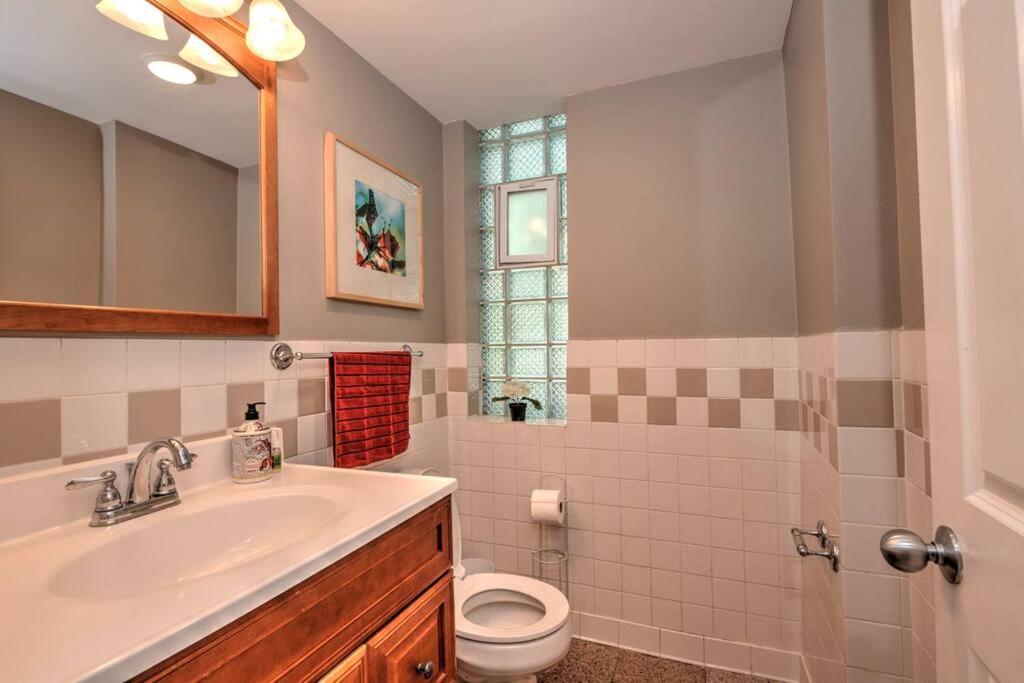 Spacious Row Home Next Transit Near Downtown W Parking Chicago Exterior foto